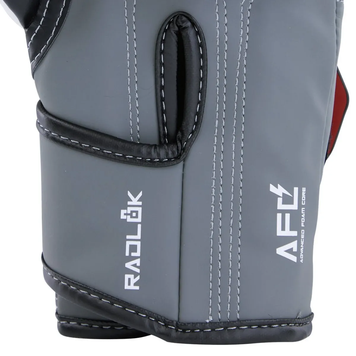 Online Century US Retail Brave Youth Boxing Gloves