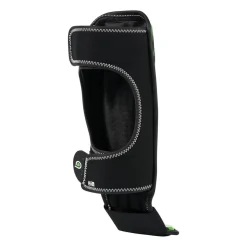 Outlet Century US Retail Brave Youth Shin Instep Guards Black/Green