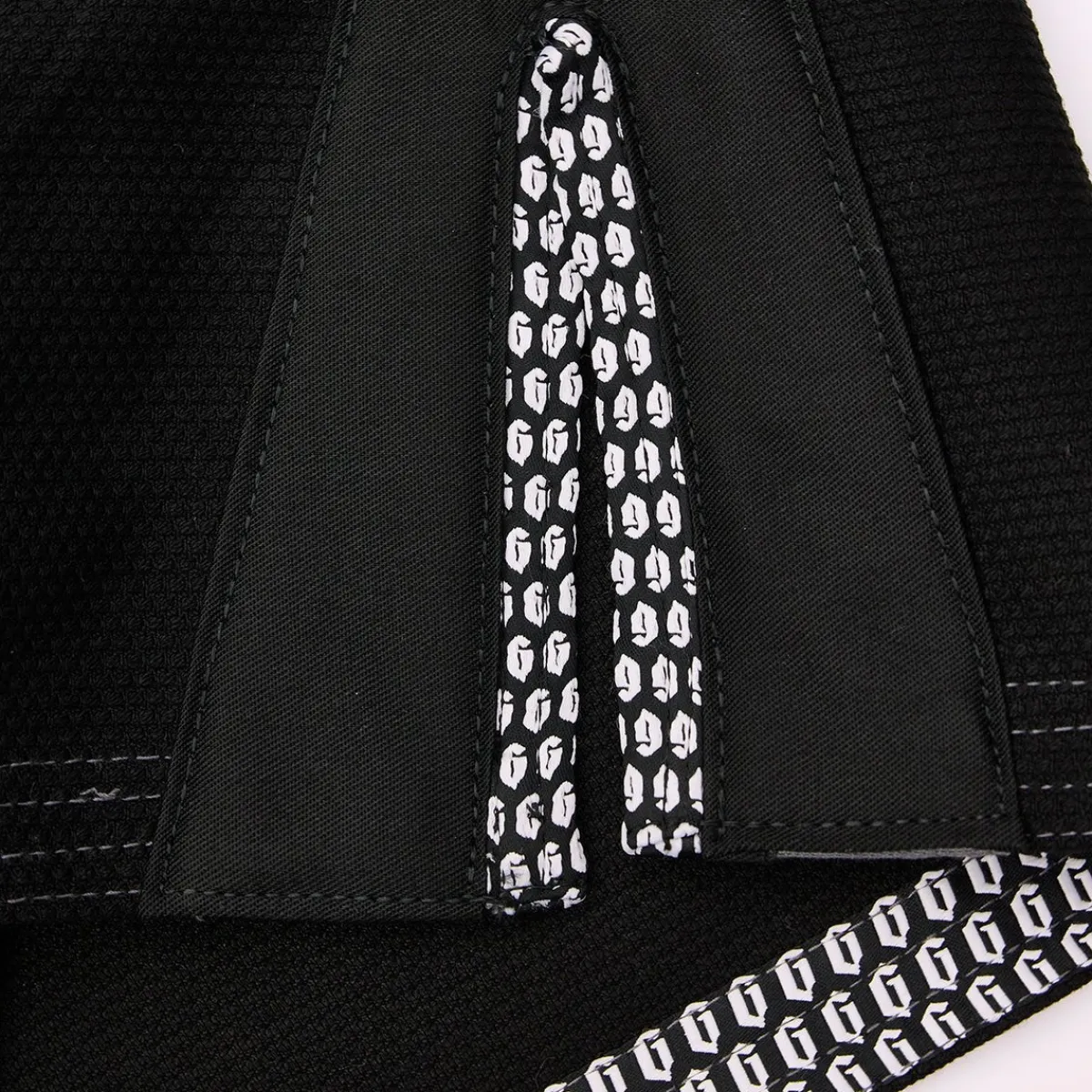 Hot Century US Retail Gameness Men's Feather Gi 2.0