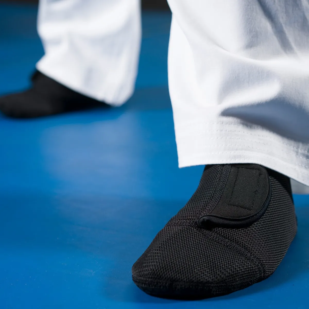 Clearance Century Martial Arts Mat Sox Black