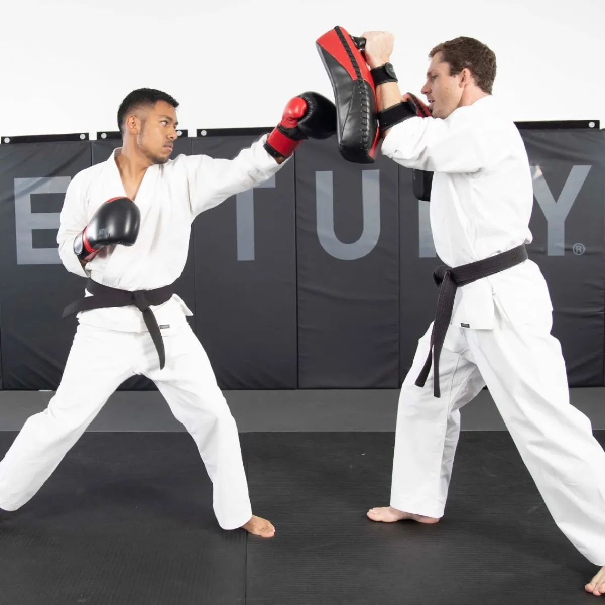 Best Century US Retail 8 oz. Middleweight Uniform