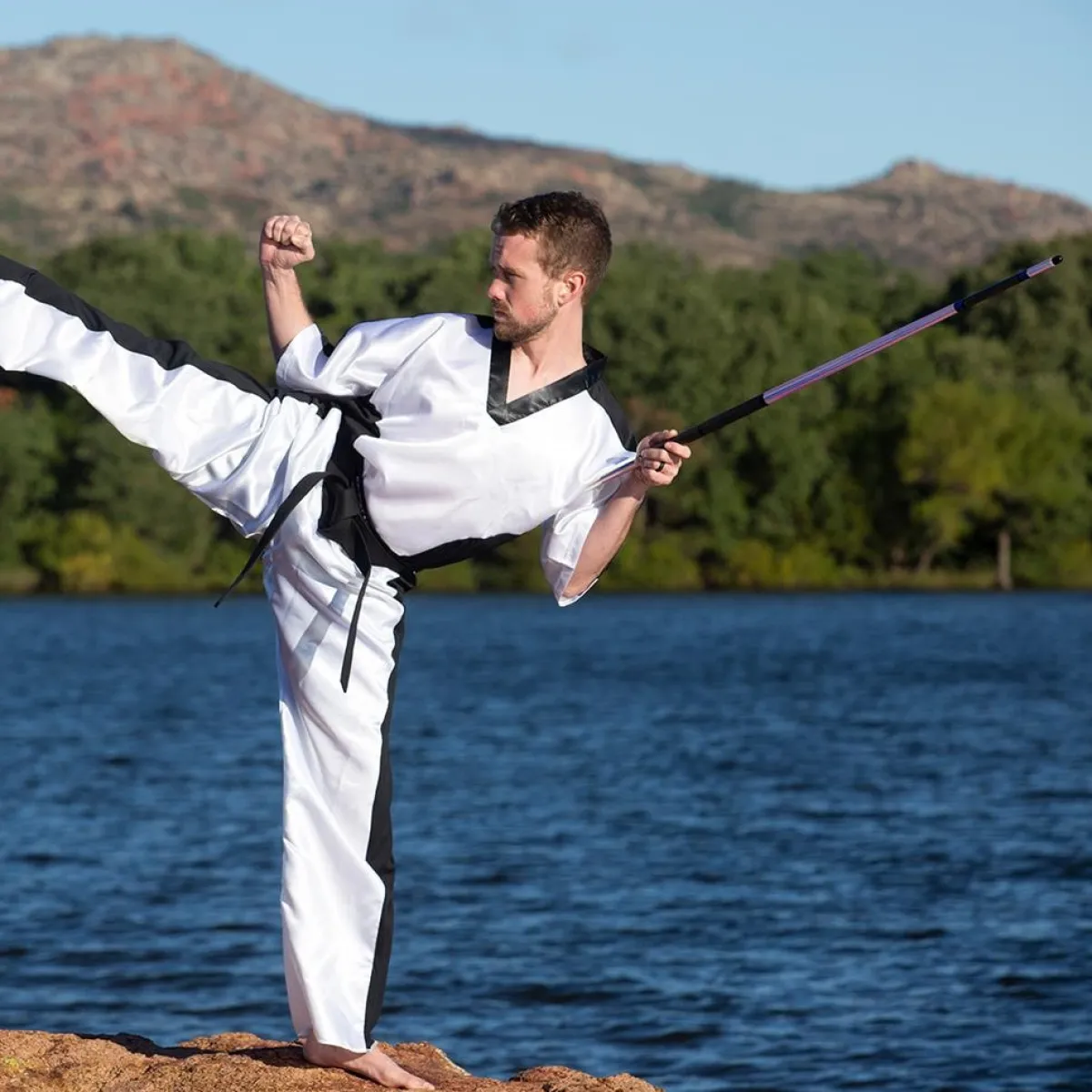 Outlet Century US Retail XMA Demo Bo Staff